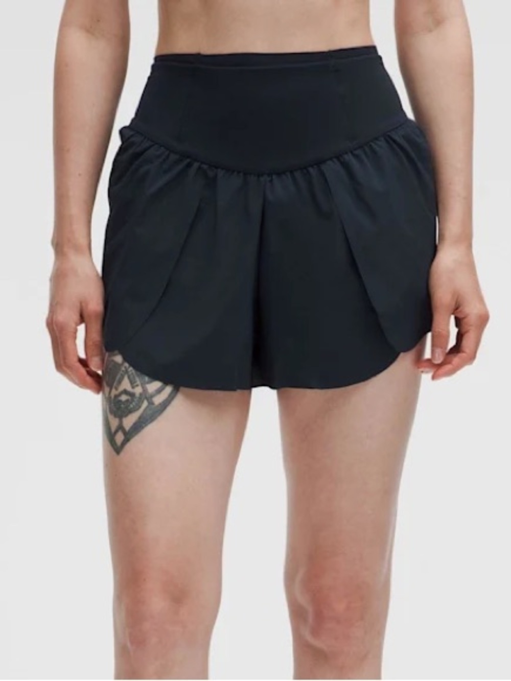 NWT Lululemon Go Further High Rise Split  Women's Black Athletic Shorts Size 4